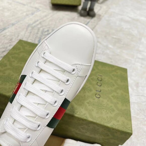 Gucci New Ace Bee Embroidered Sneakers - Picture 4 of 5